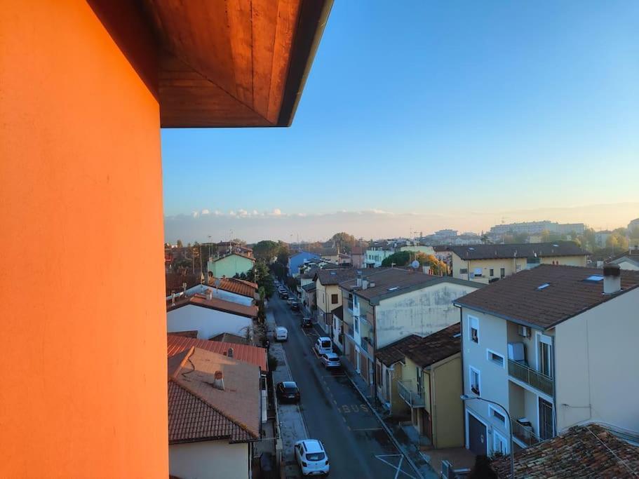 Attico A 2 Passi Dalla Stazione E Centro Storico Ravena Exterior foto